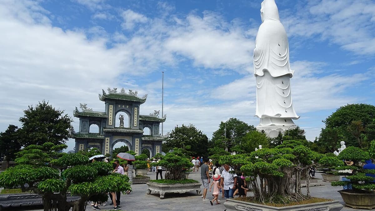Linh Ung Pagoda, Son Tra